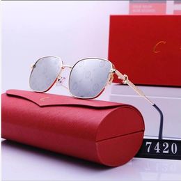 Lunettes de soleil de créateurs pour hommes Luxury Eyeglass Outdoor Shades Big Lens Fashion Classic Lady Sun Glasses Mirroirs Ultimate Classes Sydney Donkey