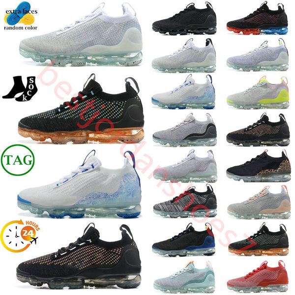 Hommes Femmes Chaussures de course Triple Noir Blanc Oreo Pure Platinum Game Royal Racer Blue Day to Night Neon Oatmeal Gris Light Liquid Lime Baskets Baskets