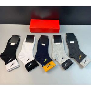 Heren Vrouwen Sokken Designer Hook enkel Kous Sock voor mannen Slippels Ademen Happy Paren Zwart Wit Luxe katoen ondergoed Socken Classic Meias