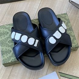 Heren Dames Designer Sandalen met Metalen Textuur Goud Wit Zwart Blauw Groen Lederen Platte Bodem Slippers