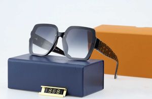 Hommes Femmes Designer Lunettes de soleil d'été Lunettes de soleil rondes Mode Or Cadre Verre Lentille Lunettes pour homme femme avec étuis Boxs