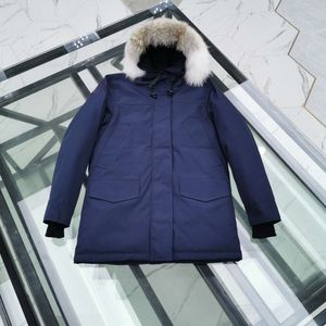 Designers pour femmes pour femmes vestes Homme Winter Puffer Jacket Big Fur Hoody Apparel FourRure Outwears Designer Canad M A C