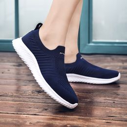 Hommes femmes courir le tennis sports chaussures décontractées femme slip-on sneakers de chaussettes de randonnée chaussures sportives de marche