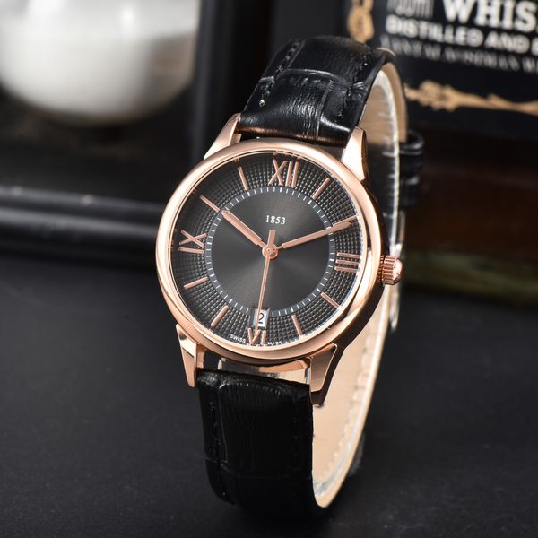 Mensotidad para hombres Madring de cuarzo de lujo para el diseñador de relojes Sallido de 42 mm Correa de acero inoxidable Sapphire Orologio Men PRX WRISTMABLES #2323