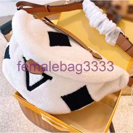 Hommes Femmes Hiver Teddy Taille Sac Mode Bourse Designer Poitrine Sacs Bandoulière Laine D'agneau Véritable Fourrure Douce Bumbag Classique Épaule Ceinture Sac Portefeuille