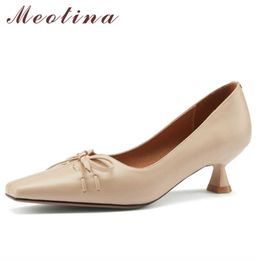 Meotina, zapatos de tacón medio de piel auténtica Natural, zapatos de punta cuadrada para mujer, zapatos de tacón fino con lazo, calzado femenino, primavera, Beige, talla 43 210608