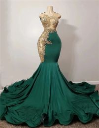 Sirène Emerald Green African Robe de bal pour fille noire en or Applique Diamond Crystal Gillter Jupe Soirée Robe formelle