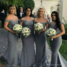 Vestidos de dama de honor de satén con hombros descubiertos de sirena con apliques de encaje en la espalda con botones Vestidos de invitados de boda bestidos de fiesta