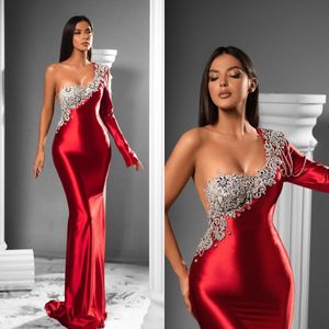Sirène bal robe rouge Crystal One épaule robes de soirée formelles