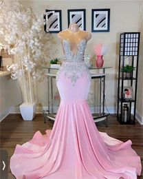 Mermaid Veet Pink Prom -jurken voor zwarte meisjes Arabisch aso ebi vlek pure nekavond ocn jurken vestido corte