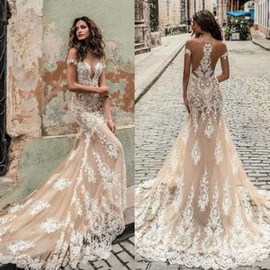 Mermaid Vintage Champagne Dress Lace Wedding Sheer Jewelline Fa Off Schouder Short Sleeve Bridal Troogs Court Train Illusie Sexy Robe de Mariee Custom