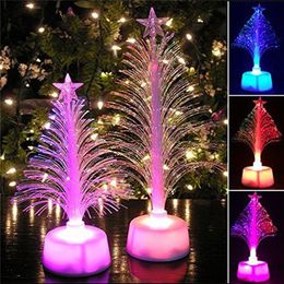 Merry LED kleur veranderende mini Christmas Xmas Tree Thuis Tafel Party Decor Charm Halloween Cheer Pom Lighting Up Kids Toys Shinning Stars