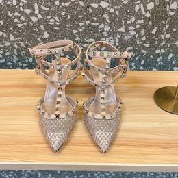Escarpins en maille talon aiguille cristaux Slingbacks goujons en métal femmes sandales de luxe de créateur 6.5/9.5 cm strass chaussures de robe de mariée sexy bouts pointus pompes de fête de mariage