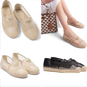 Meshn en nappa leren espadrilles Nette schoenen 1S80 Kleur Woestijnbeige Geëmailleerd metalen driehoeklogo Casual allure en moderne elegantie Naakte schoenen Vissersschoenen