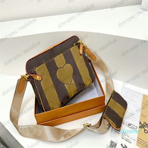 Message Bag 3 en 1 Monogrammes Toile Hommes CrossBody Designer Sac à main Luxurys Vintage Poignée Sacs 565