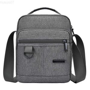 Bolsas de mensajero Versión coreana de tela Oxford Bolso de hombro para hombres Marea de moda Bolsa de mensajero resistente al desgaste impermeable Bolso deportivo de ocio L230814