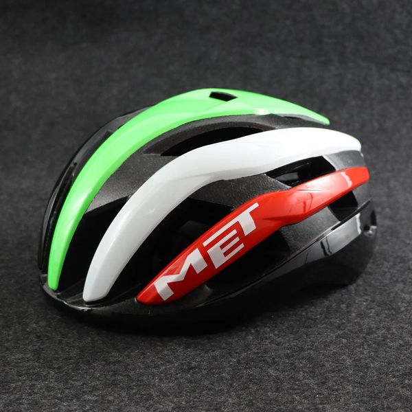 Met Road Bike Trenta Casque Ultralight MTB Aero Bicycle Casques pour hommes Femmes de compétition professionnelle Cycling Riding 240428