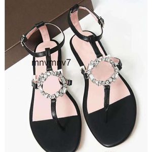 Metal Buckle Gglies Handmade Chain Gu Sandals Summer Gicci Chain Détails 2019 Sandals Hardware Fashion Gold Design Fashion Leather Femme Chaussures