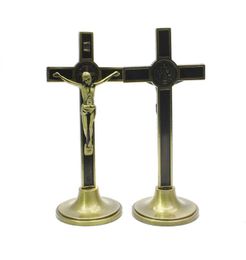 Metal Cross Christ souffrant de statue catholique Jésus d'église Icône Ornement Office Home Bijoux religieux8346438