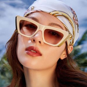 Lunettes de soleil œil de chat à bords en métal pour femmes, lunettes de soleil transfrontalières coréennes à la mode Instagram européenne et américaine, lunettes de soleil à petite monture tendance