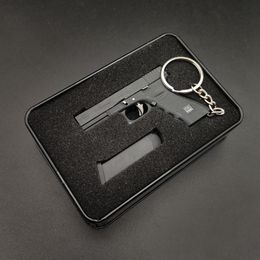 Metalen G17 Gun Pistool 1:3 Model Speelgoed Met 6 Kogels Shell Uitwerpen Survival Pistool Miniatuur Ornamenten Hoge Simulatie Afneembare soldaat Apparatuur 2112