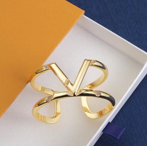 Metalen Letter Lucky Bangles Lady Designer Bangle Eities Viutonities Armbanden voor Bruids Bruiloft Sieraden Armband met Geschenkdoos louiselies vittonlies