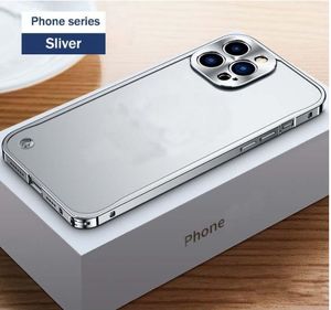 Estuches magnéticos de metal Marco de aleación de aluminio para caja de teléfono de carga inalámbrica para iPhone 15 14 13 12 11 Pro Mini Max Cubierta mate translúcida