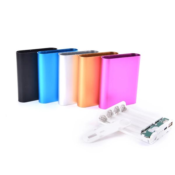 Metal Power Bank Kit Diy Caja de almacenamiento Caja de soldadura gratuita 4x 18650 Batería 5V 2.1A USB Cargador externo Teléfono inteligente