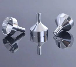 Metalen Kleine Aluminium Mini Trechter Voor Parfum Colanders Theepot Transfer Diffuser Fles Mini Vloeibare Olie Vullen Lab 914