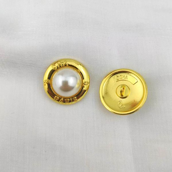 Boutons de lettre spéciaux en métal pour chemise, pull, manteau, perle ronde, bouton de couture avec timbre