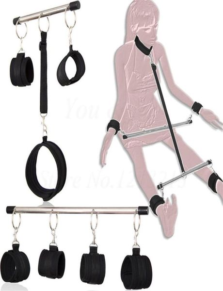 Barra esparcidora de metal Bondage para esposas sexys Puños de tobillo unisex Restricción Bdsm Esclavo Disfraces de cosplay Productos eróticos para adultos Y7369910