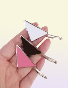 Metal Triangle Hairclip met stempel Dames Girl P Letter Barrettes Fashion Hair Accessories Hoge kwaliteit Gift4029753