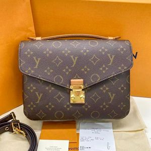 Metis Flap Cuir Emed Messenger M44875 Sangle Femmes Hommes Cross Body Sacs Designer Dhgate Fleur Pochette Sac À Main Embrayage Totes Sac De Mode