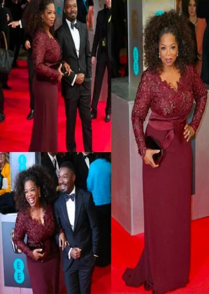 Mew Oprah Winfrey Borgoña Mangas largas Vestidos sexy para madre de la novia Cuello en V Funda de encaje transparente Tallas grandes Celebridad Alfombra roja G7791077