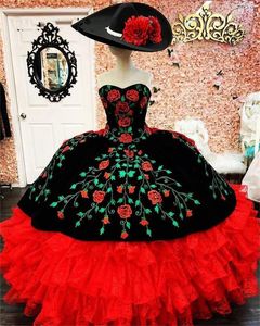 Mexicaanse baljurk Quinceanera jurken 2022 Lace-up Corset Back Elegante Tulle Ruffles Sweet 16 Jurk Borduurwerk Vestidos de XV Años