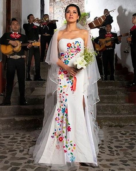 Vestidos de novia de sirena con bordado floral mexicano Desmontable con hombros descubiertos Vestidos de novia largos de satén Vestido formal de boda de época de primavera vintage