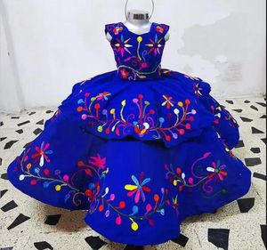 Robes de fille fleurie brodées en satin bleu royal mexicain pour les enfants de mariage plus taille petit bébé robes de bal de mariage
