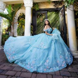 Mexikanisches himmelblaues, glänzendes Quinceanera-Kleid mit 3D-Blumenapplikationen, Perlen, Geburtstagsfeier, formelles Kleid für das süße 16. Kleid, Vestidos XV 15 Anos