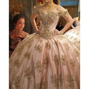 Mexicaanse vestidos de 15 años roze quinceanera jurken met gouden applique Crystal Sequin Lace-up Sweet 16 Masquerade Prom-jassen