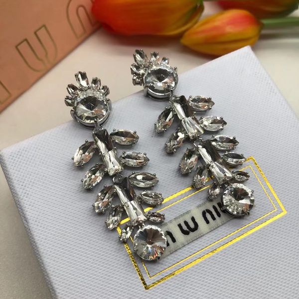 Mi u cristal strass feuille gland boucles d'oreilles femme français Simple longue mousseux diamant feuille boucles d'oreilles en gros