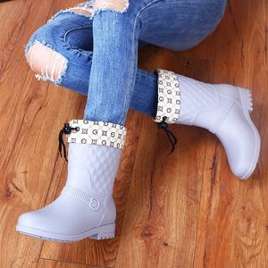 Miaoguan bottes de pluie femmes Wading bottes Gumboots Wellies peluche chaud hiver femme galoches bottes de pluie femme Regenstiefel botte de neige 240125