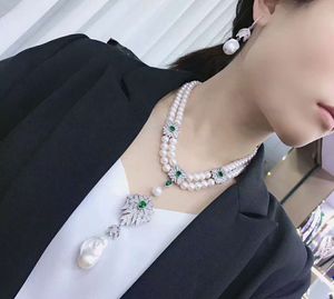 Accesorio de cierre de circonio verde con microincrustaciones, pendientes de perlas blancas de agua dulce de 8-9mm, conjunto de collar con colgante barroco, joyería de moda