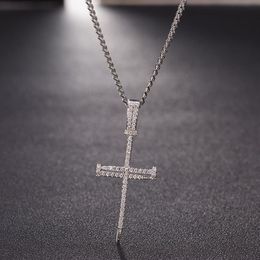 Micro pavé glacé Zircon cubique clou croix pendentif collier bijoux avec chaîne cubaine ou chaîne de corde 268G