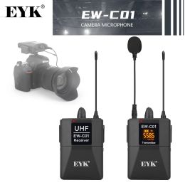 Micrófonos Eyk 30 canales Teléfono de cámara DSLR UHF Sistema de micrófono Dual Lavalier de hasta 60 m para la entrevista de grabación de video de YouTube