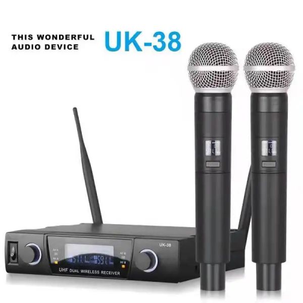 Microphones UK38 Double du système de microphone sans fil Performances Performances 2 Handle Mic for Karaoke Church Party