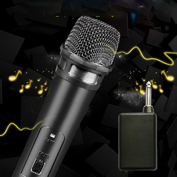 Microphones Microphone à main sans fil enregistrement haut-parleurs de scène parties de chant karaoké dynamique Plug and Play maison extérieure alimenté par batterie 221114