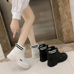 Botas Mid Boots Shoes de pantorrilla para mujeres Botas redondas de la cabeza diseñadora de roca de media calificación Lolita Low 2020 Fashion Ladies Elegant 3AF0 -Women -
