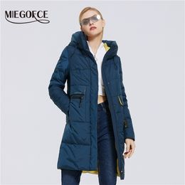 MIEGOFCE Collection d'hiver pour femmes Manteau Longueur Femme Veste Couche douce Contraste Design Winter Parka Vêtements coupe-vent 201214