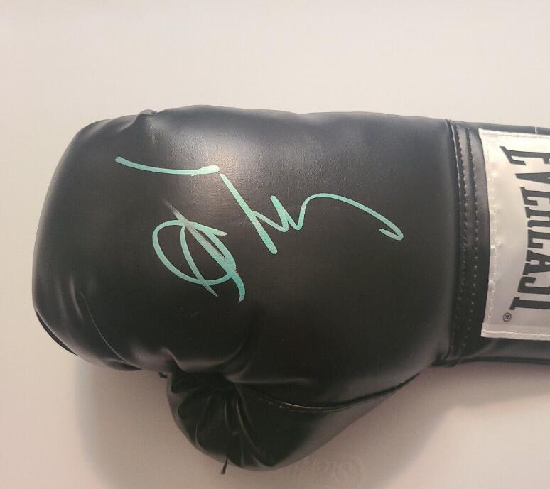 Miguel Cotto Mayweather Pacquiao Hitman Materials Signé Autographe signé Gants de boxe auto autographiés