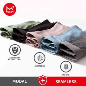 MiiOW 3 pièces Modal hommes sous-vêtements Boxer Shorts sans couture sans Trace confort caleçon homme Boxershorts L-5XL grande taille culotte masculine H1214